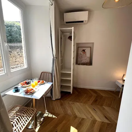 Apartment La Comtesse - Our Lady Church View - Heart Of - With Ac