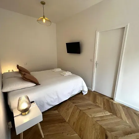 Apartment La Comtesse - Our Lady Church View - Heart Of - With Ac *