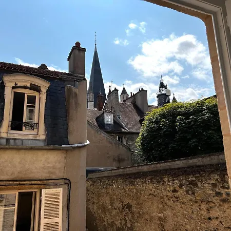 Apartment La Comtesse - Our Lady Church View - Heart Of - With Ac