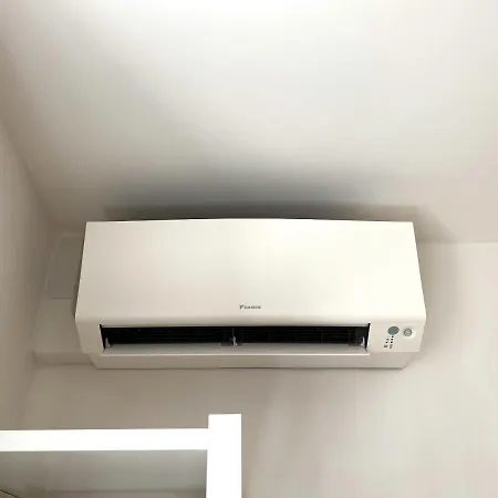 La Comtesse - Our Lady Church View - Heart Of - With Ac * Dijon