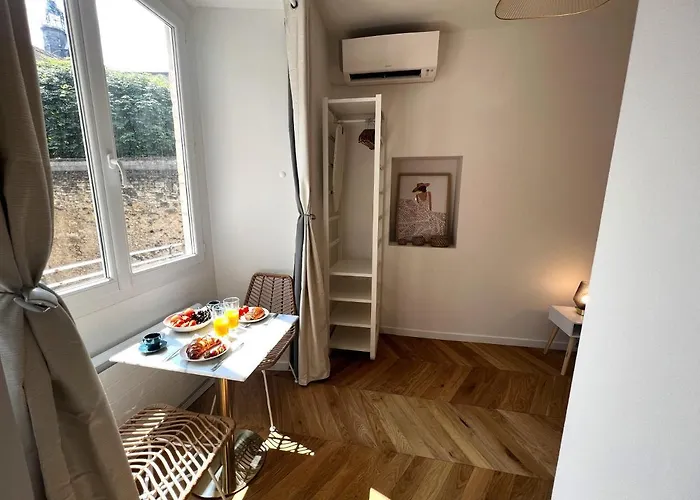 Apartmán La Comtesse - Our Lady Church View - Heart Of - With Ac