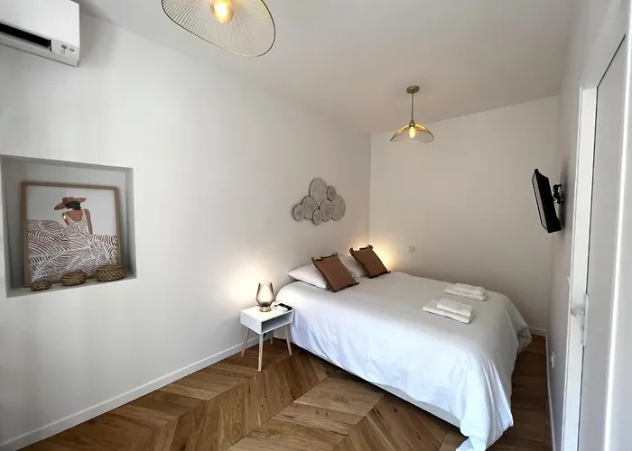 Apartmán La Comtesse - Our Lady Church View - Heart Of - With Ac *